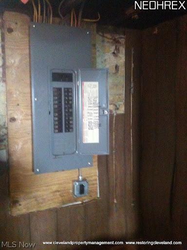 3438 Krather Road Cleveland, OH 44109 - Photo 6 of 8