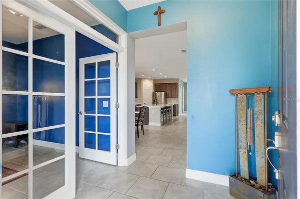 a view of a hallway with closet