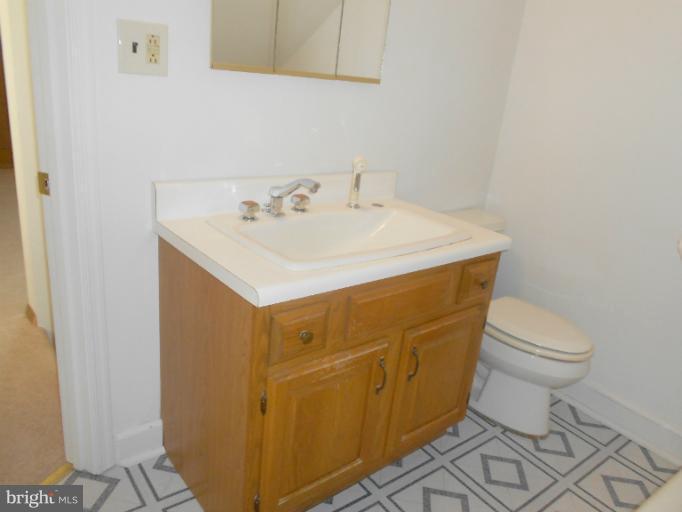 9916 Magledt Road Baltimore, MD 21234 - Photo 14 of 23 Bath