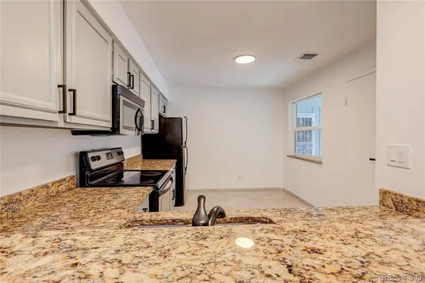 $264,800 | 2365 East Geddes Avenue, Unit B22, Littleton, CO 80122