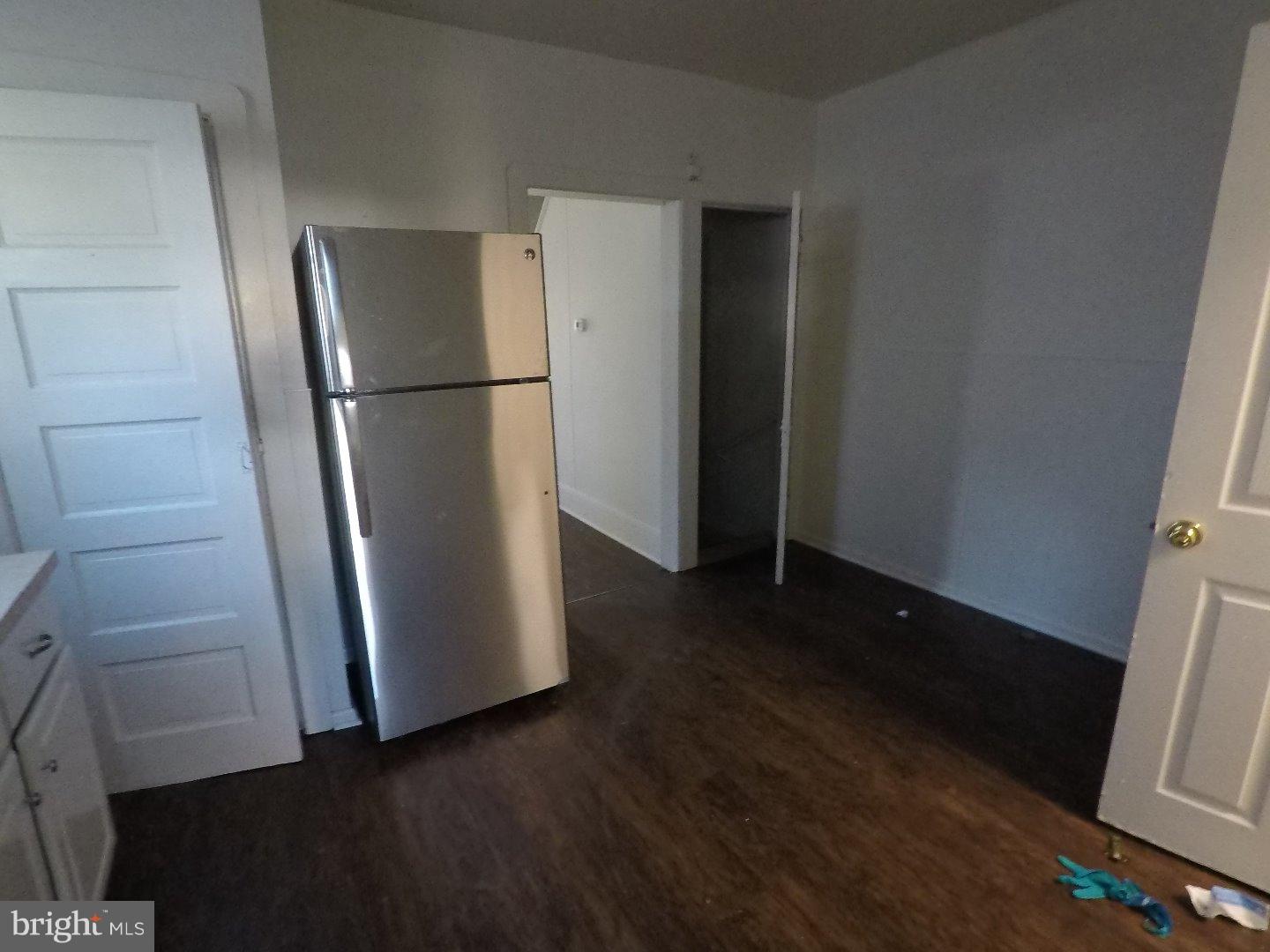 155 East Washington Street Riverside, NJ 08075 - Photo 4 of 11