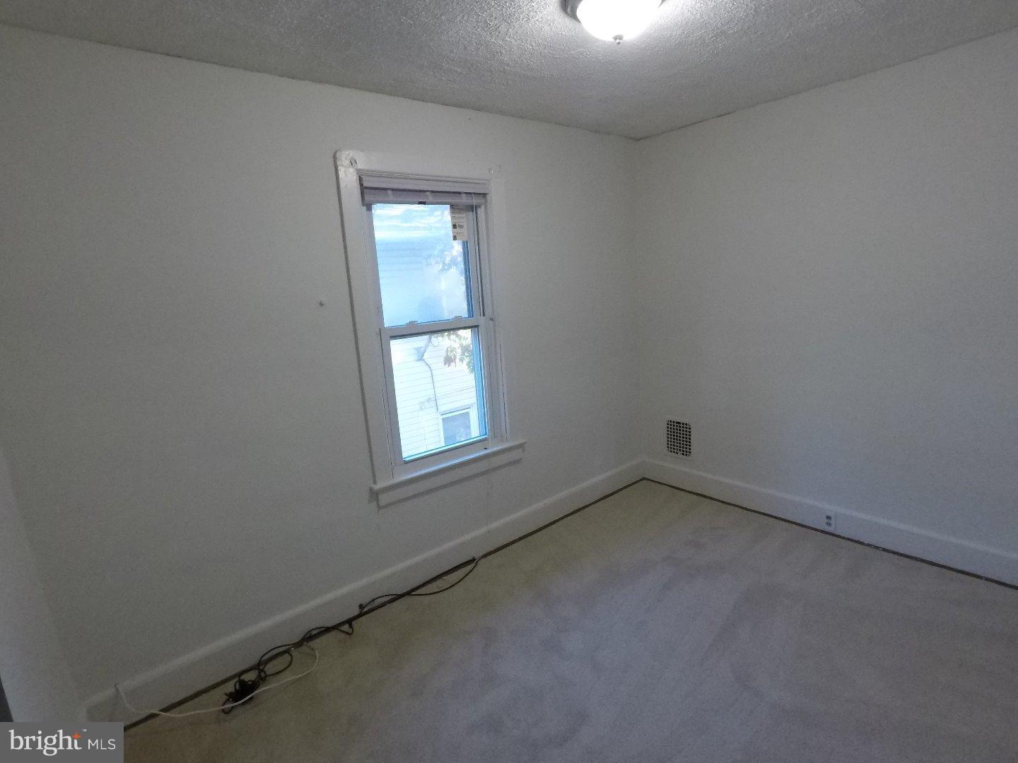 155 East Washington Street Riverside, NJ 08075 - Photo 8 of 11