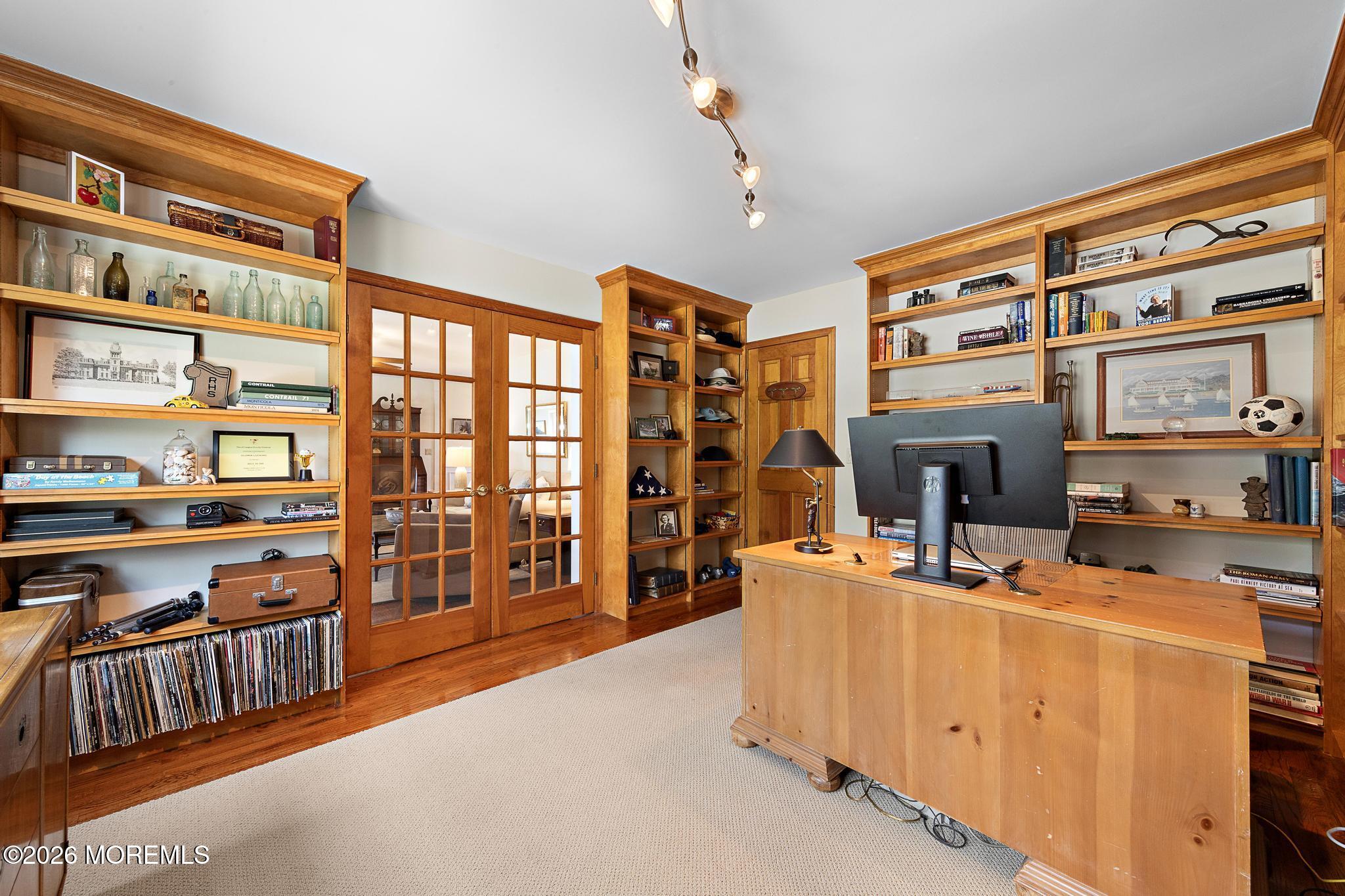 42 Dorchester Way Shrewsbury, NJ 07702 - Photo 23 of 37 Office/5th Bedroom