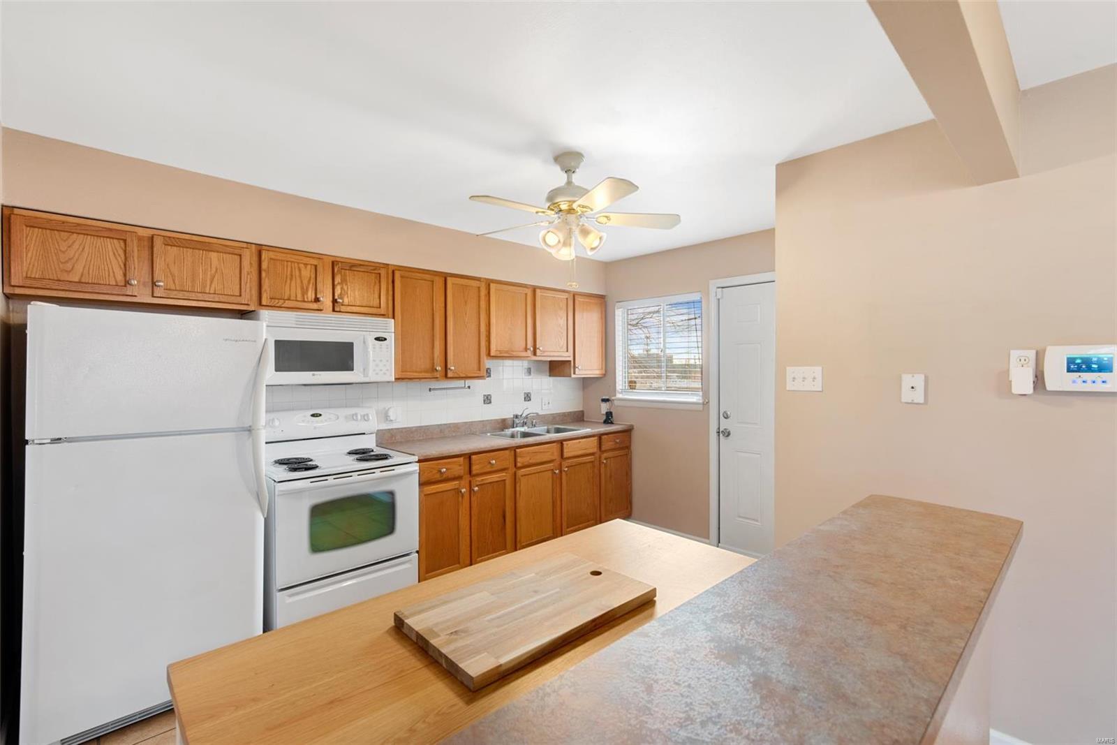 9718 Ridge Avenue St. Louis, MO 63114 - Photo 11 of 19 Gallery Image 11