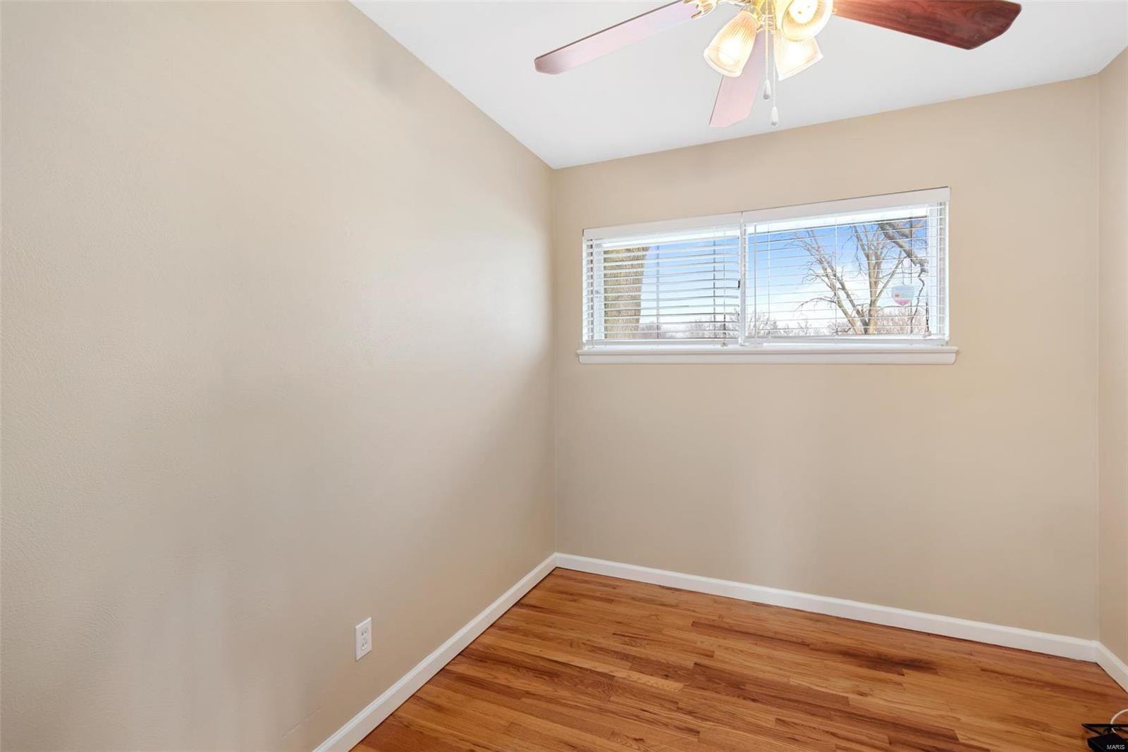 9718 Ridge Avenue St. Louis, MO 63114 - Photo 12 of 19 Gallery Image 12