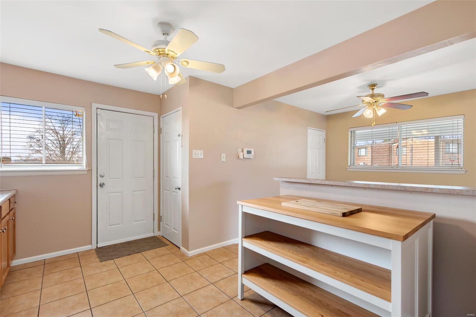 9718 Ridge Avenue St. Louis, MO 63114 - Photo 10 of 19 Gallery Image 10