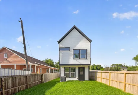 $279,900 | 8027 Betty Boop Street, Houston, TX 77028