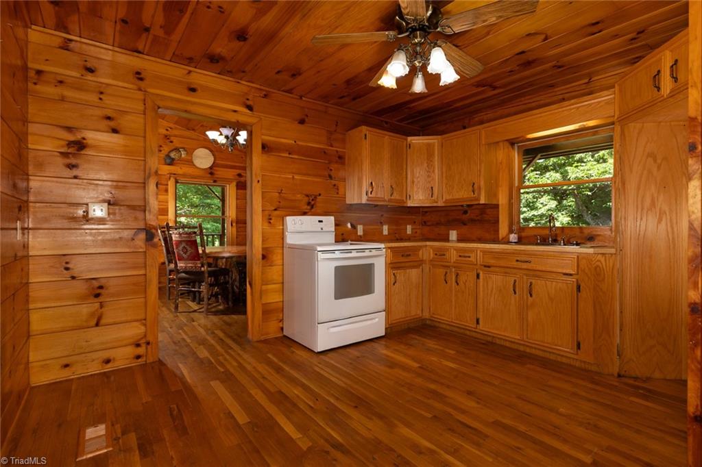 615 Phillips Gap Road Purlear, NC 28665 - Photo 22 of 50