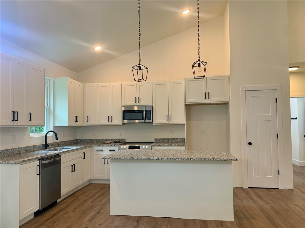 404 Brown Road Pendleton, SC 29670 - Photo 8 of 24