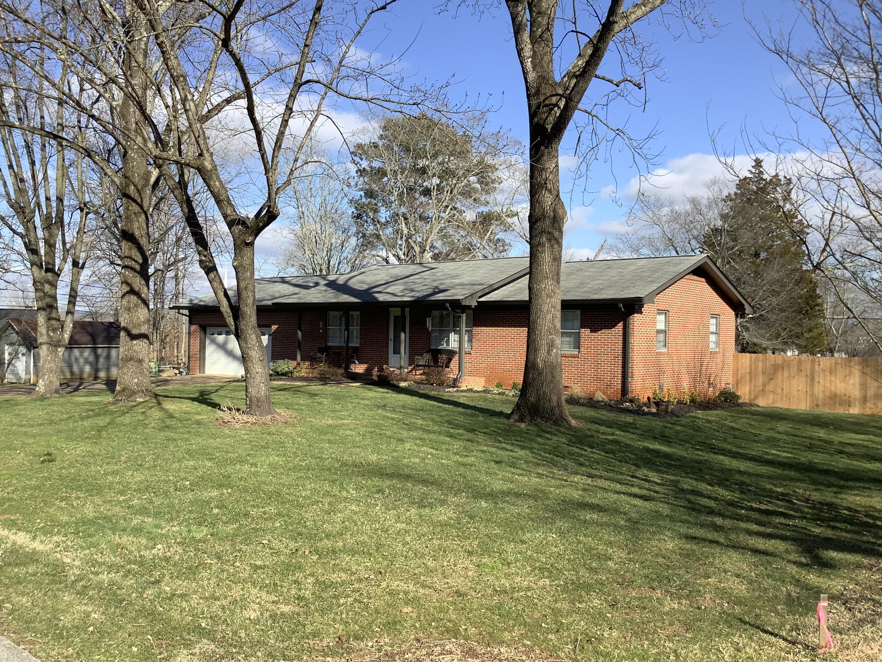 2214 Mae Dell Road Chattanooga, TN 37421 - Photo 6 of 38 F8FBA8EA-F5C0-489F-BB66-74C62FFE66FC