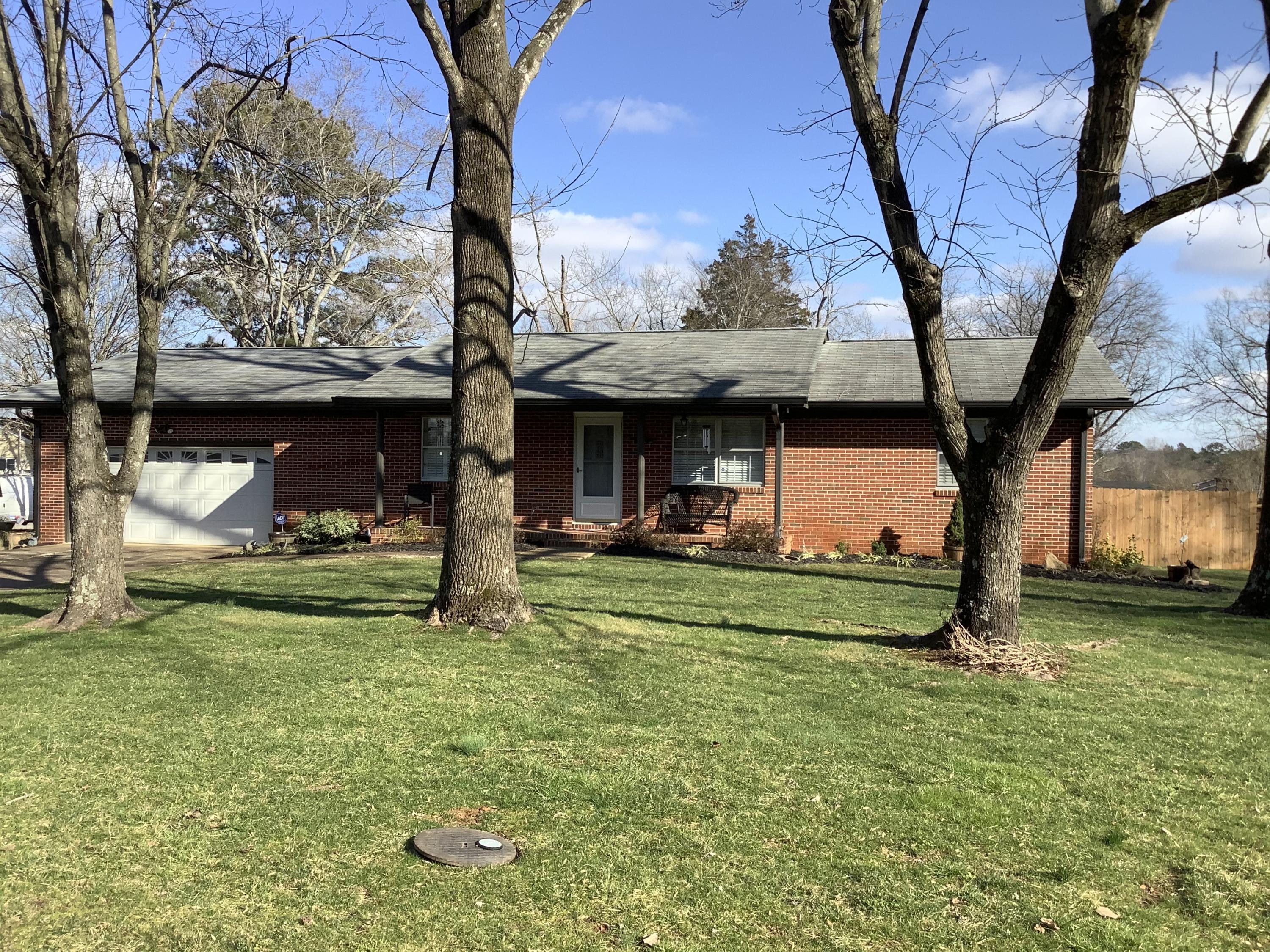 2214 Mae Dell Road Chattanooga, TN 37421 - Photo 7 of 38 B080ED1E-EB4D-4515-BDAC-0FB115BB6F7E