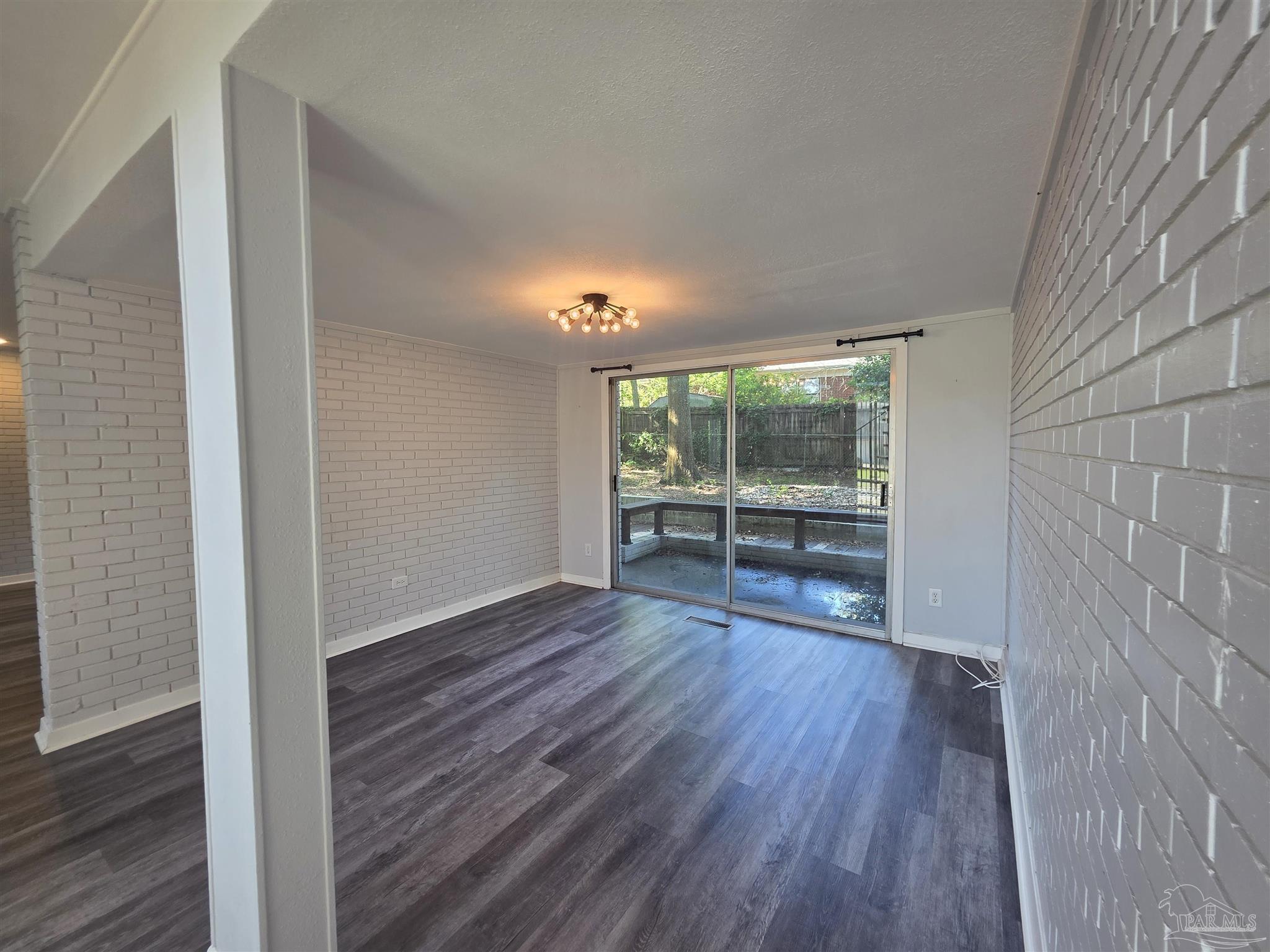 243 Euclid Road Pensacola, FL 32503 - Photo 6 of 35 Gallery Image 6