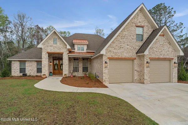 $699,000 | 12 Buck Court, Hattiesburg, MS 39402