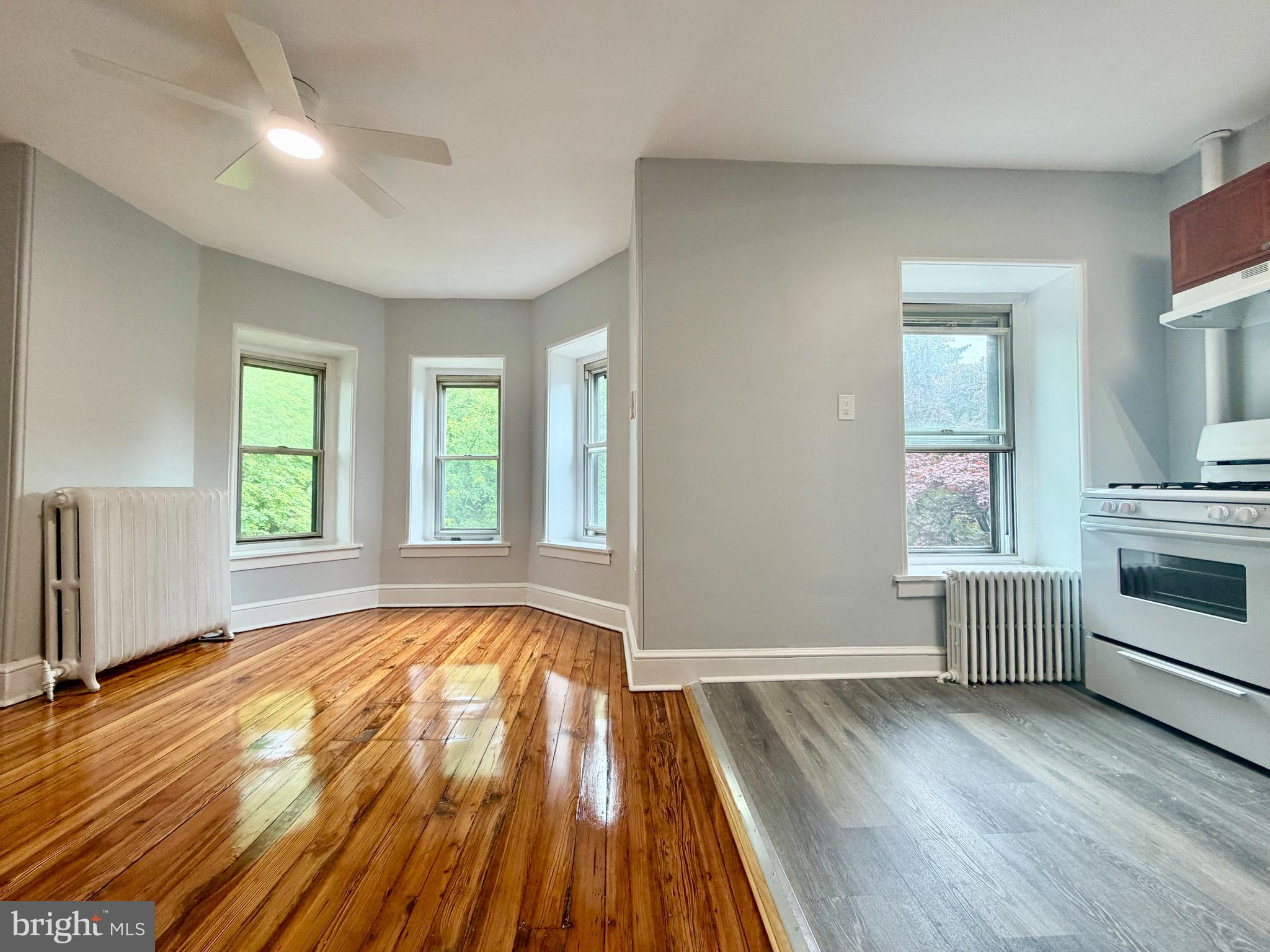146 Sumac Street, Unit 3F Philadelphia, PA 19128 - Photo 3 of 9