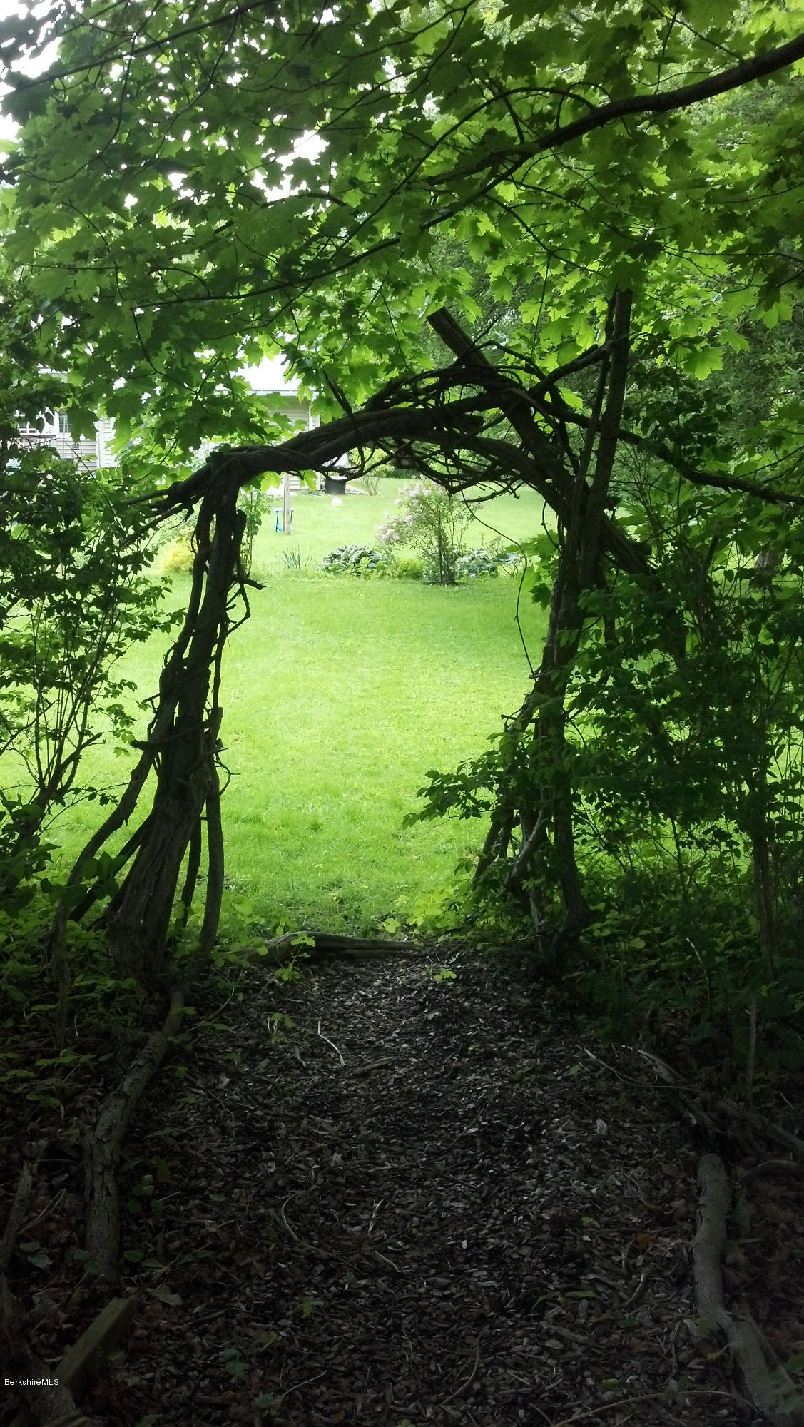 1 Post Road Lenox, MA 01240 - Photo 21 of 28 Entrance to tree house