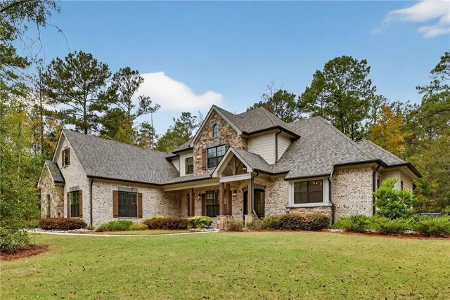 $958,000 | 603 Crescent Drive, Forsyth, GA 31029