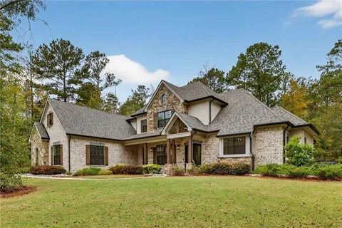 $958,000 | 603 Crescent Drive, Forsyth, GA 31029