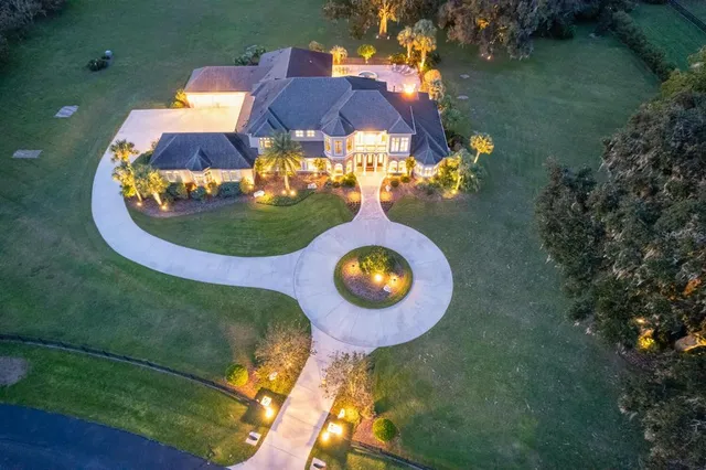 $2,095,000 | 15416 Northwest 45th Place, Newberry, FL 32669