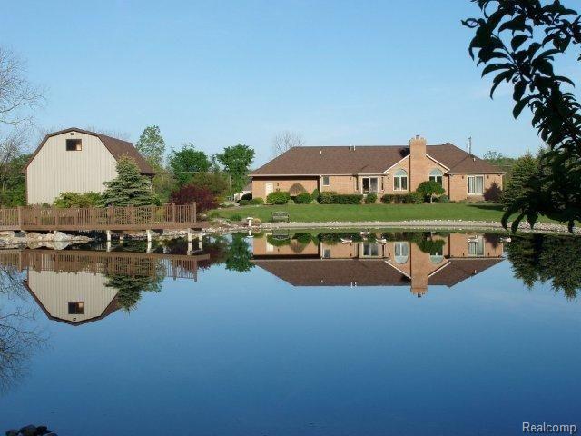 62300 Romeo Plank Road Ray, MI 48096 - Photo 12 of 25 12 Rear view overlooking pond