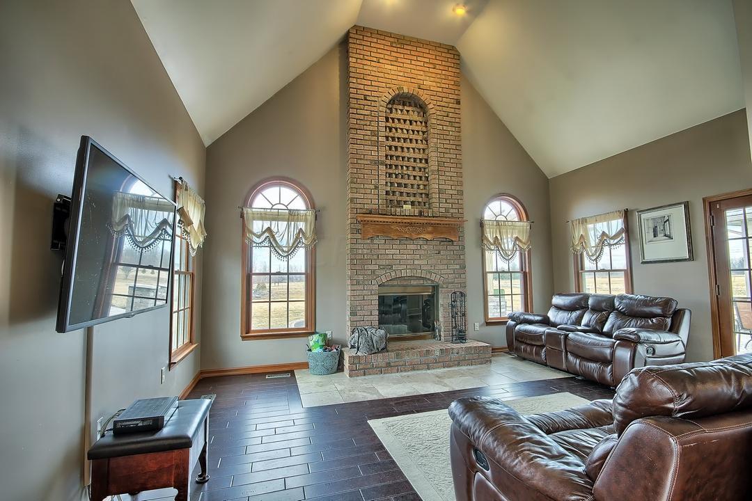 3690 Clark-Shaw Road Powell, OH 43065 - Photo 14 of 44