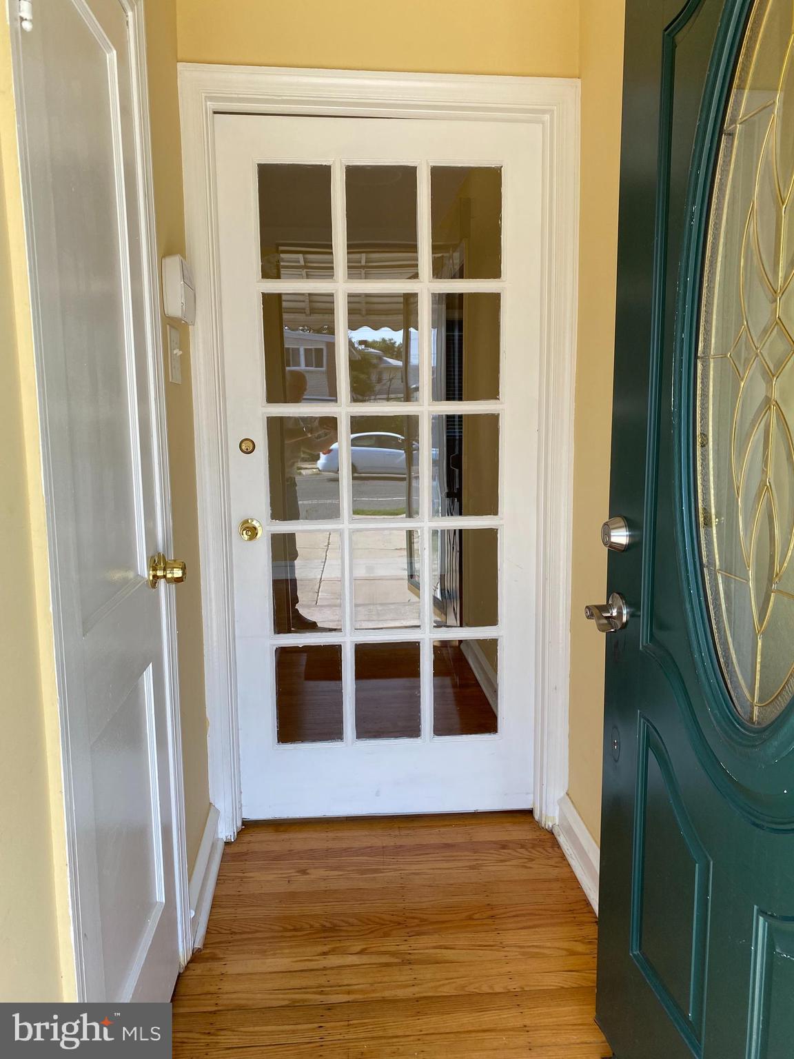 1926 Rhawn Street Philadelphia, PA 19111 - Photo 4 of 28 Foyer Area