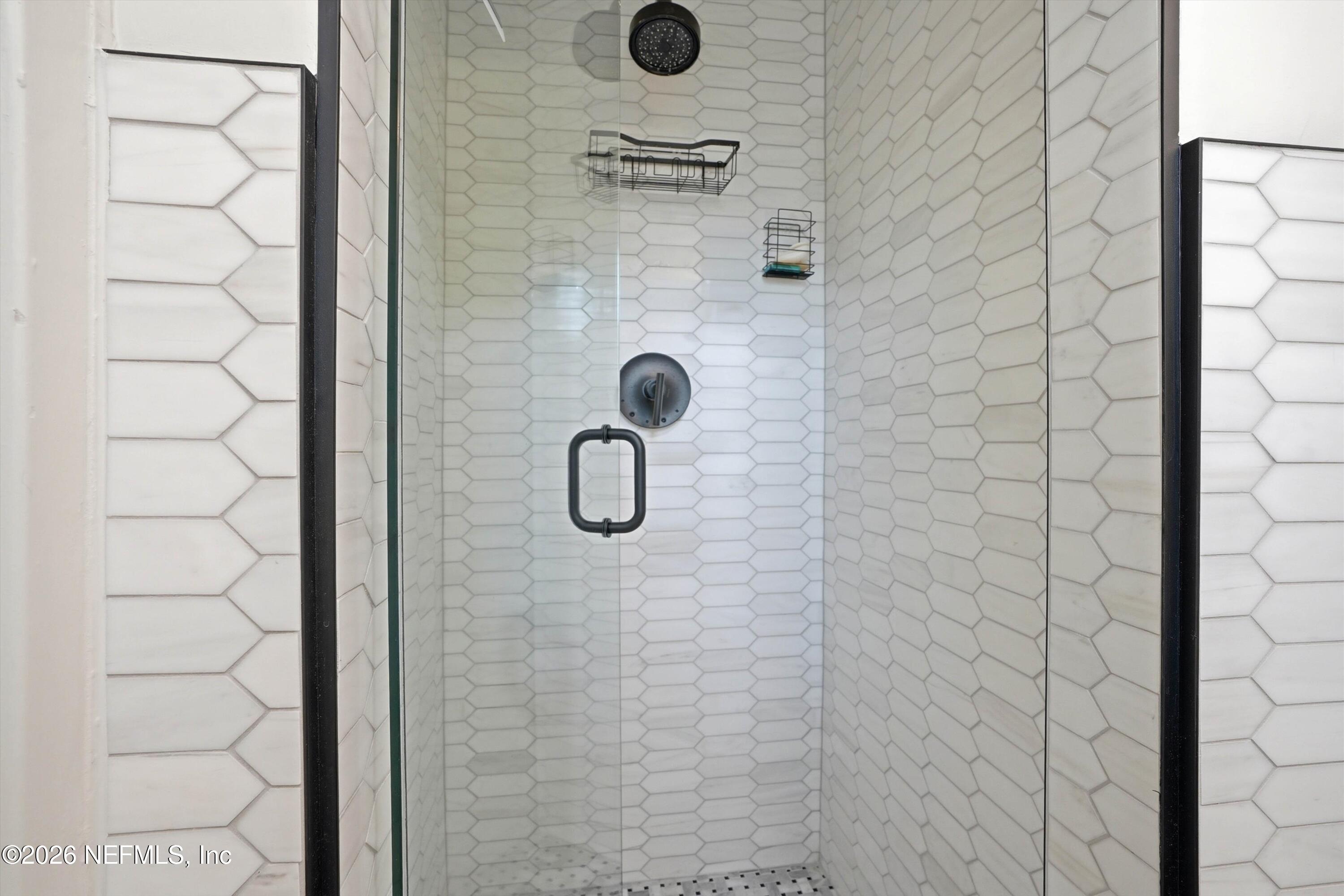 1841 River Road Jacksonville, FL 32207 - Photo 35 of 54 Shower