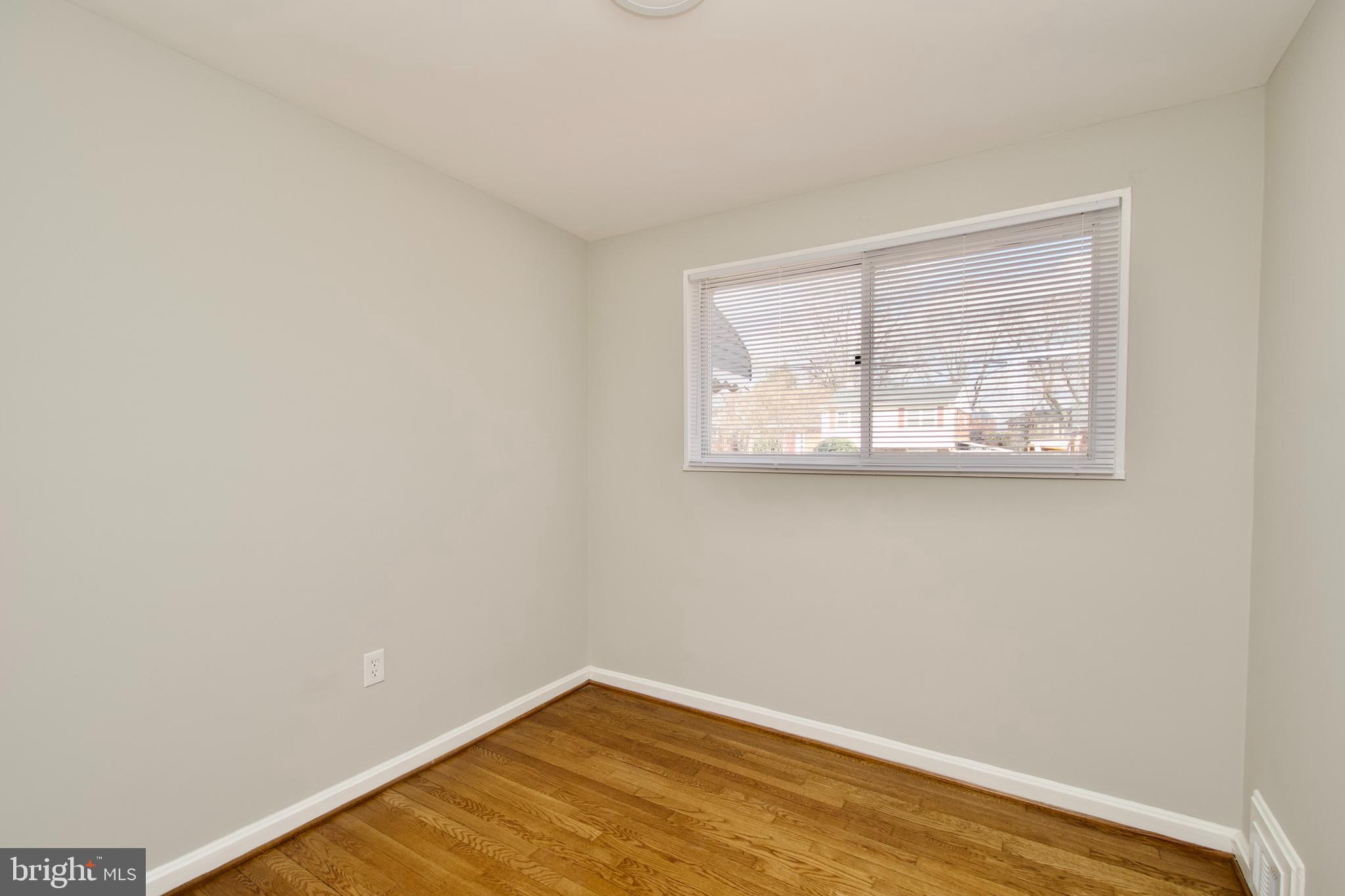 1317 Ray Road Hyattsville, MD 20782 - Photo 21 of 42 Bedroom 3