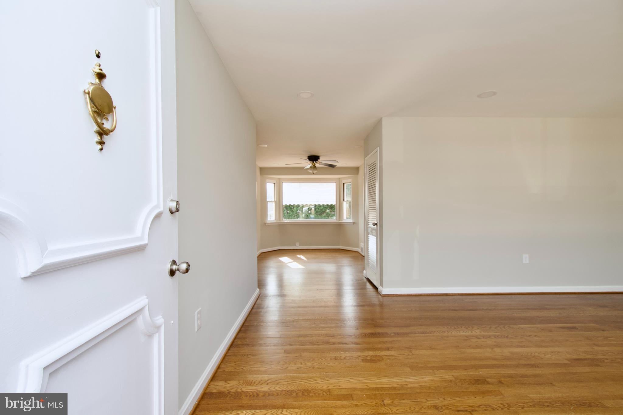 1317 Ray Road Hyattsville, MD 20782 - Photo 4 of 42 Entrance