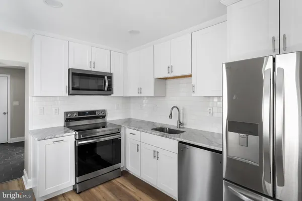 $1,700 | 928 Kirkwood Street, Wilmington, DE 19801