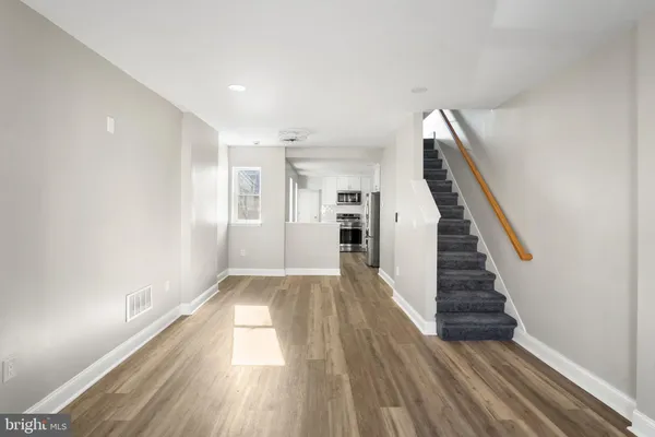 $1,700 | 928 Kirkwood Street, Wilmington, DE 19801