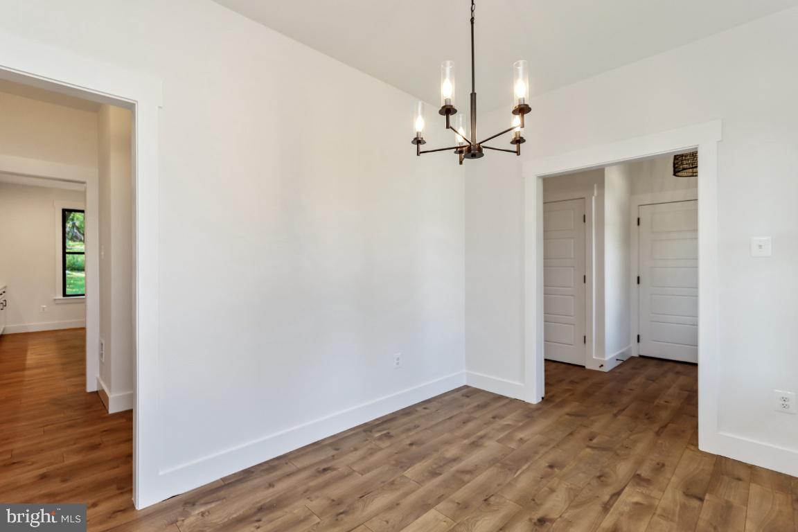 7135 Masters Road New Market, MD 21774 - Photo 5 of 29 Flex room passes to kitchen.