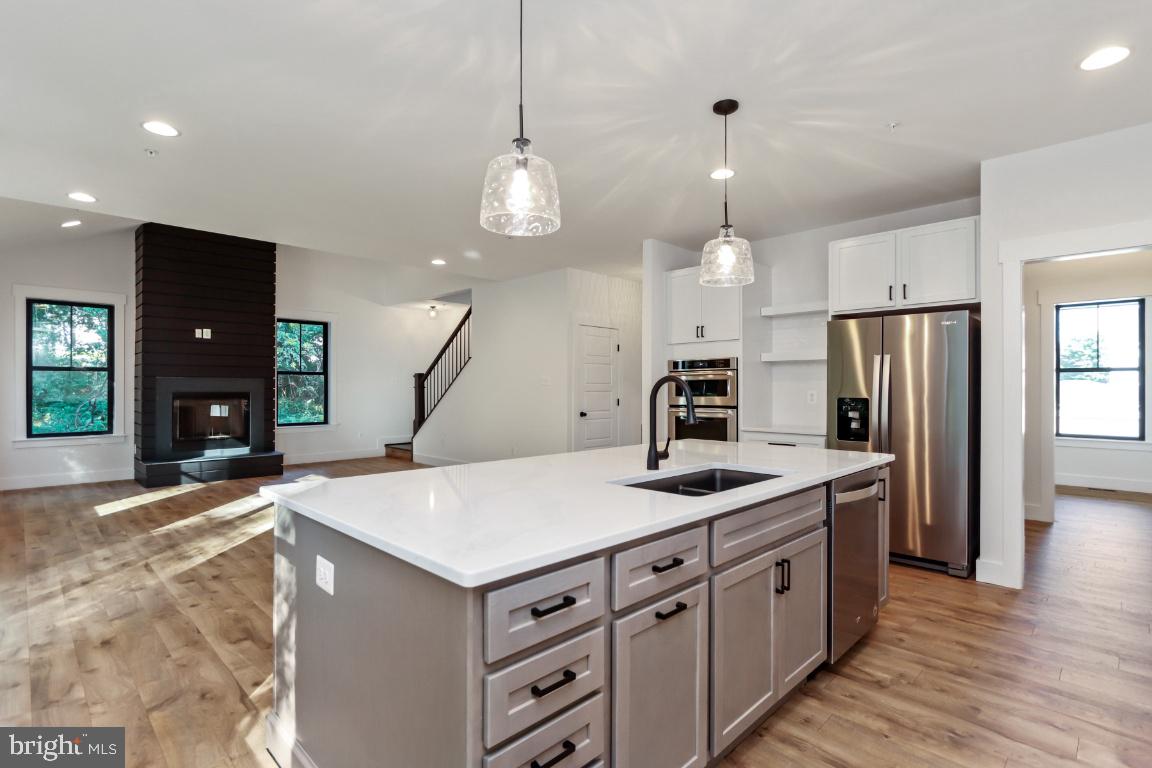 7135 Masters Road New Market, MD 21774 - Photo 9 of 29 Kitchen opens to family room.