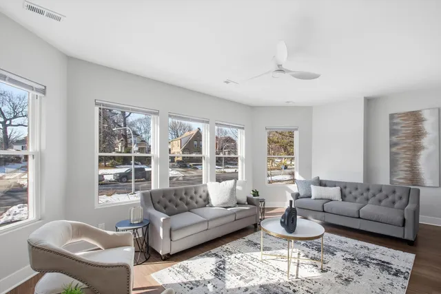 $479,000 | 9953 South Prospect Avenue, Chicago, IL 60643