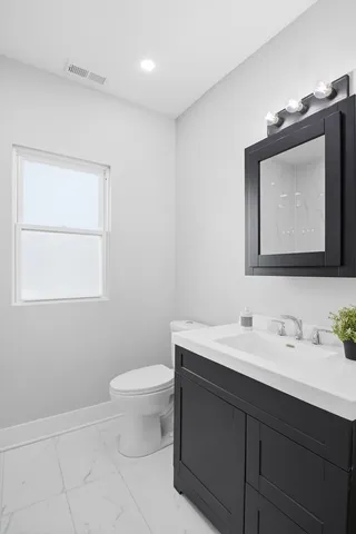 $479,000 | 9953 South Prospect Avenue, Chicago, IL 60643