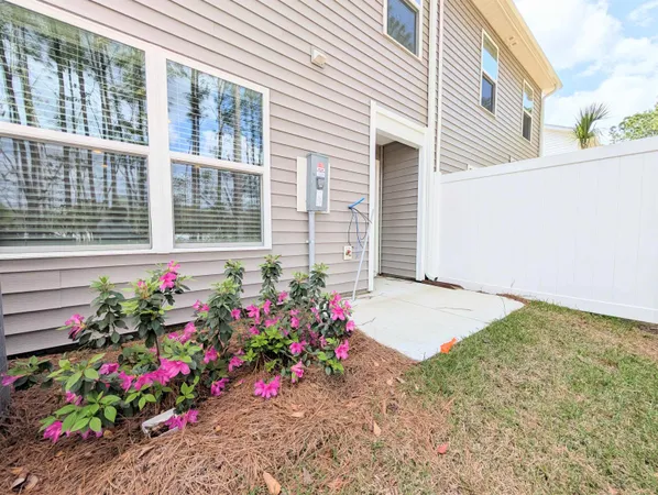$2,100 | 616 Golden Resin Road, Conway, SC 29526