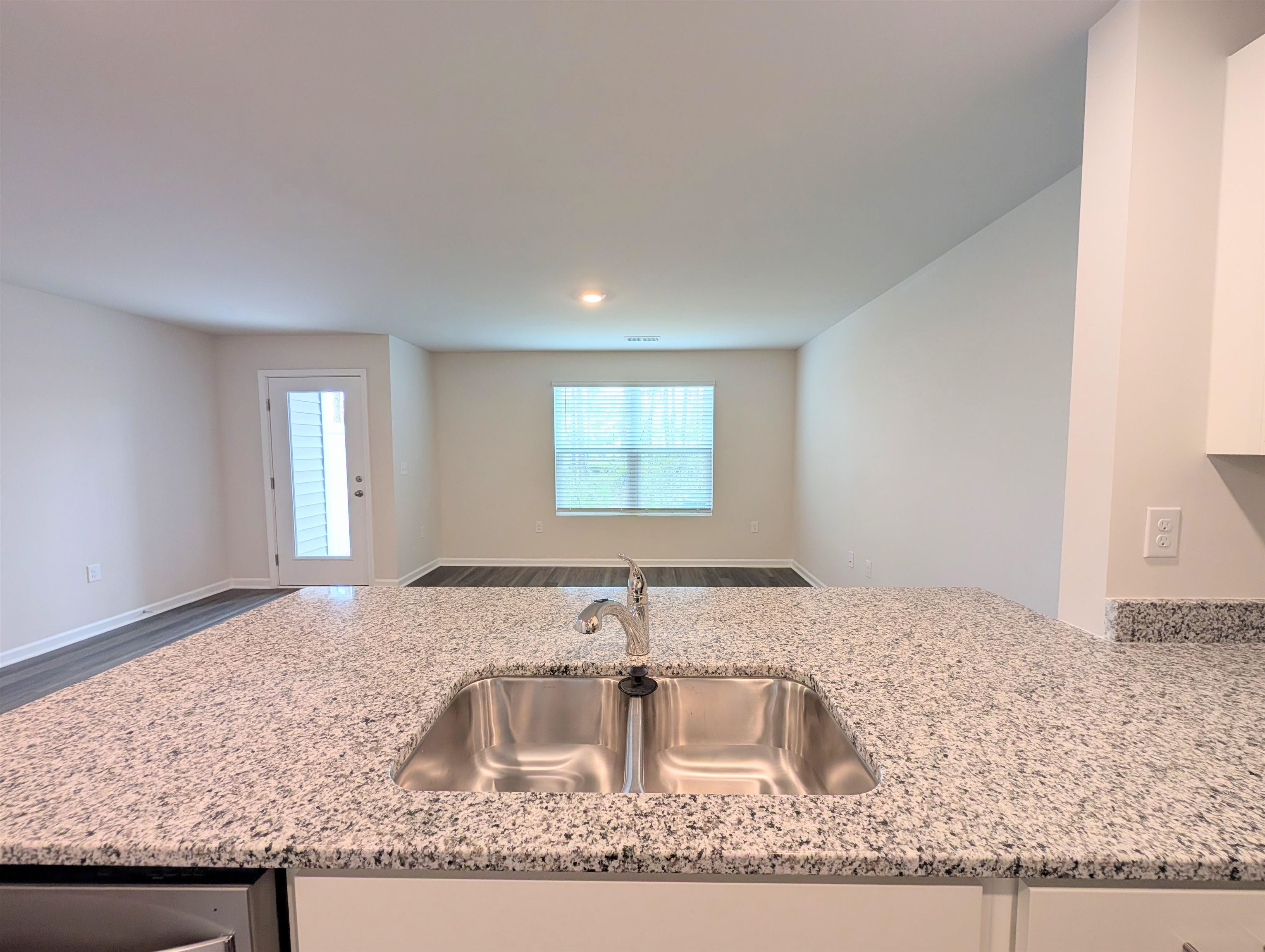 616 Golden Resin Road Conway, SC 29526 - Photo 8 of 38