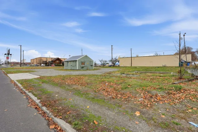 $450,000 | 6216-6228 North Lidgerwood Street, Spokane, WA 99208