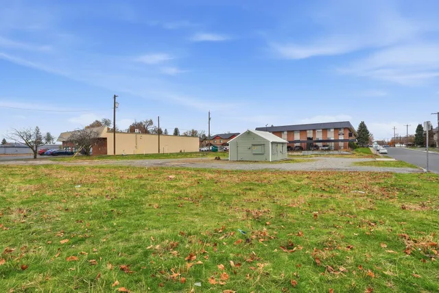 $450,000 | 6216-6228 North Lidgerwood Street, Spokane, WA 99208