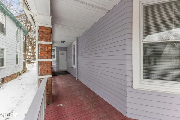$2,800 | 2210 15th Street, Troy, NY 12180