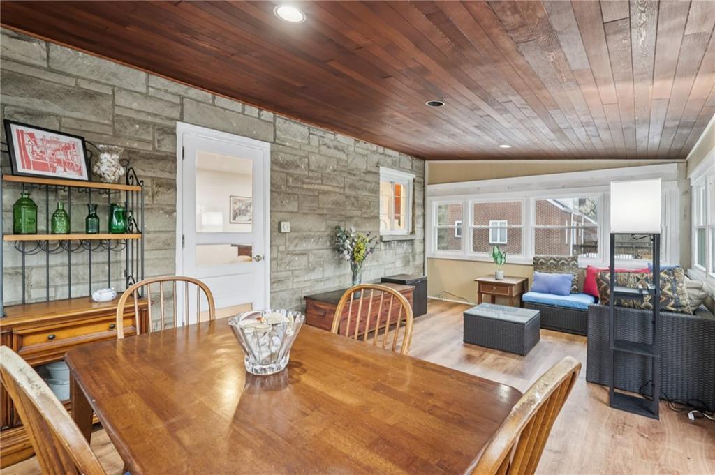 47 Churchill Road Pittsburgh, PA 15235 - Photo 16 of 31