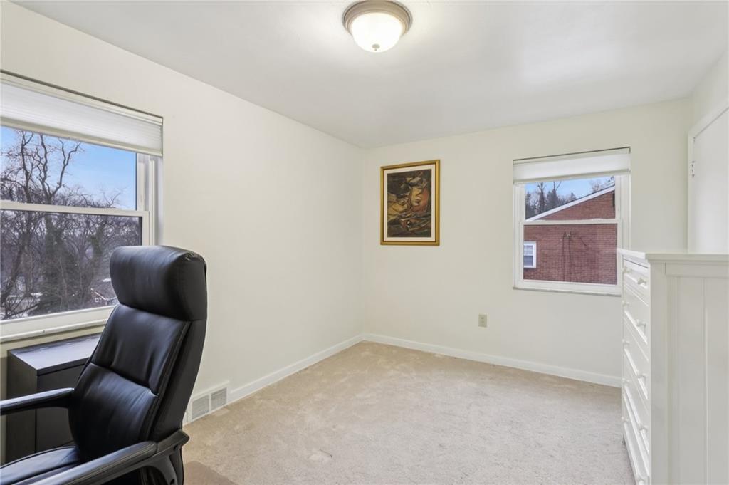 47 Churchill Road Pittsburgh, PA 15235 - Photo 23 of 31