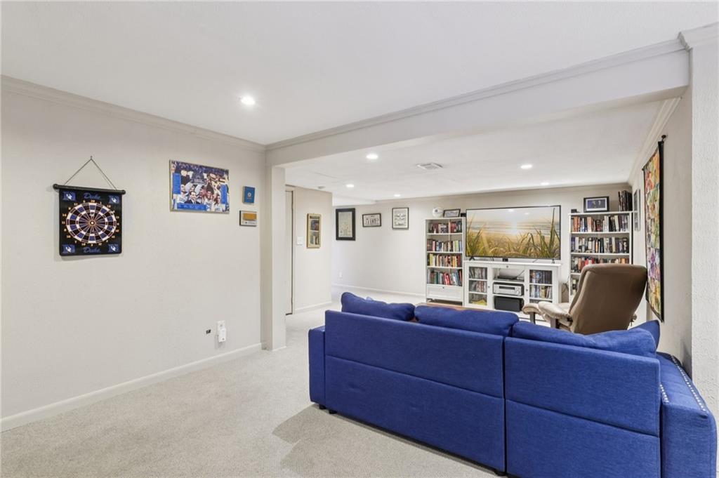 47 Churchill Road Pittsburgh, PA 15235 - Photo 28 of 31