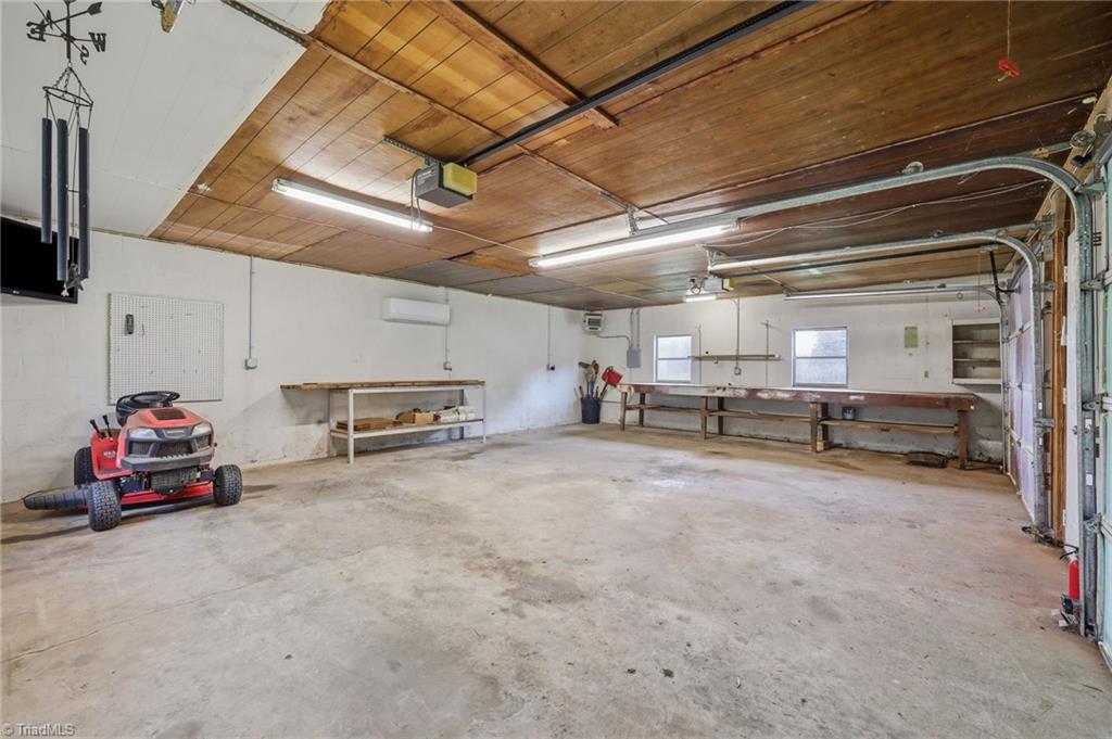404 Glen Raven Road Burlington, NC 27217 - Photo 22 of 33