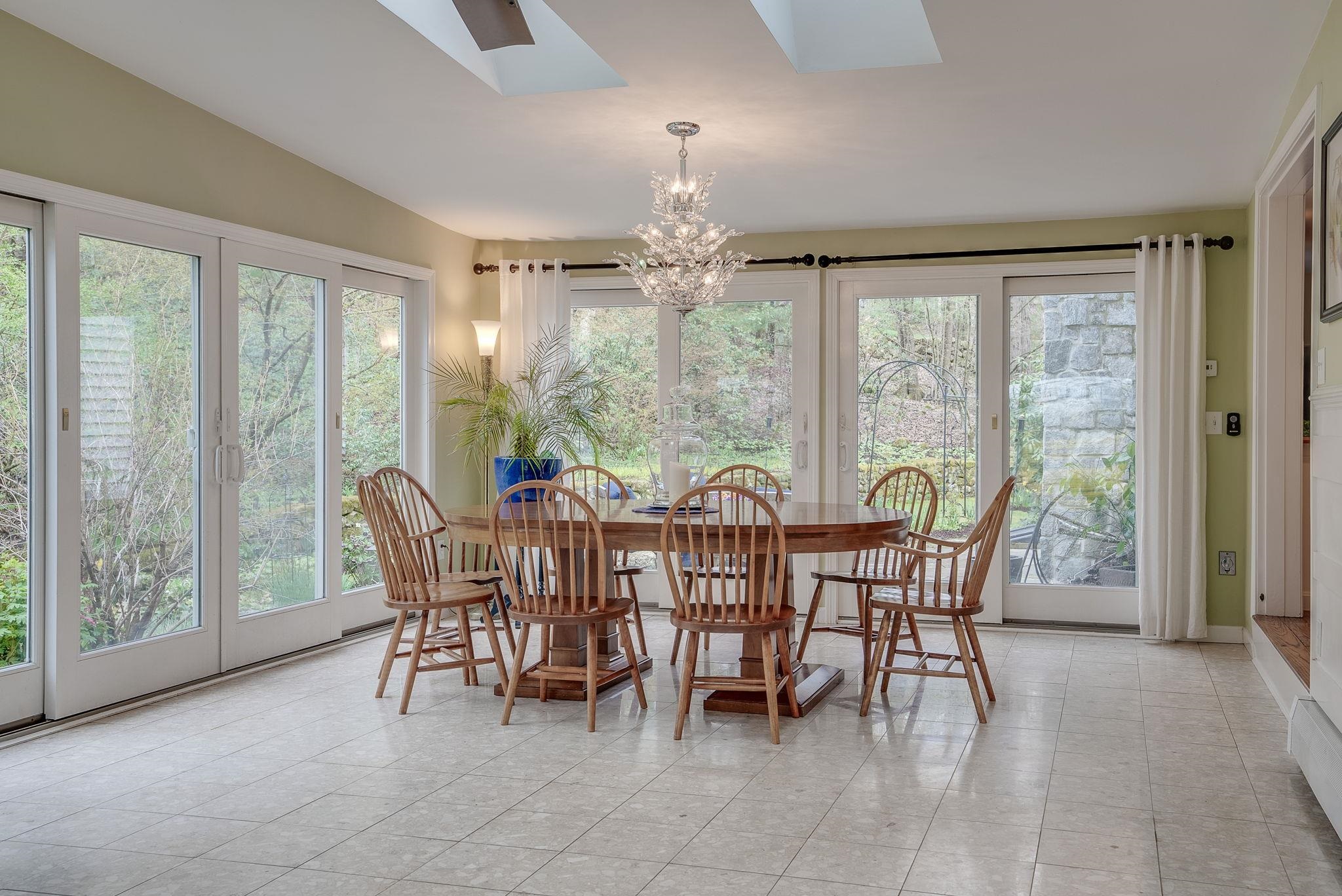 18 Brick Mill Road Bedford, NH 03110 - Photo 11 of 40 Gallery Image 11