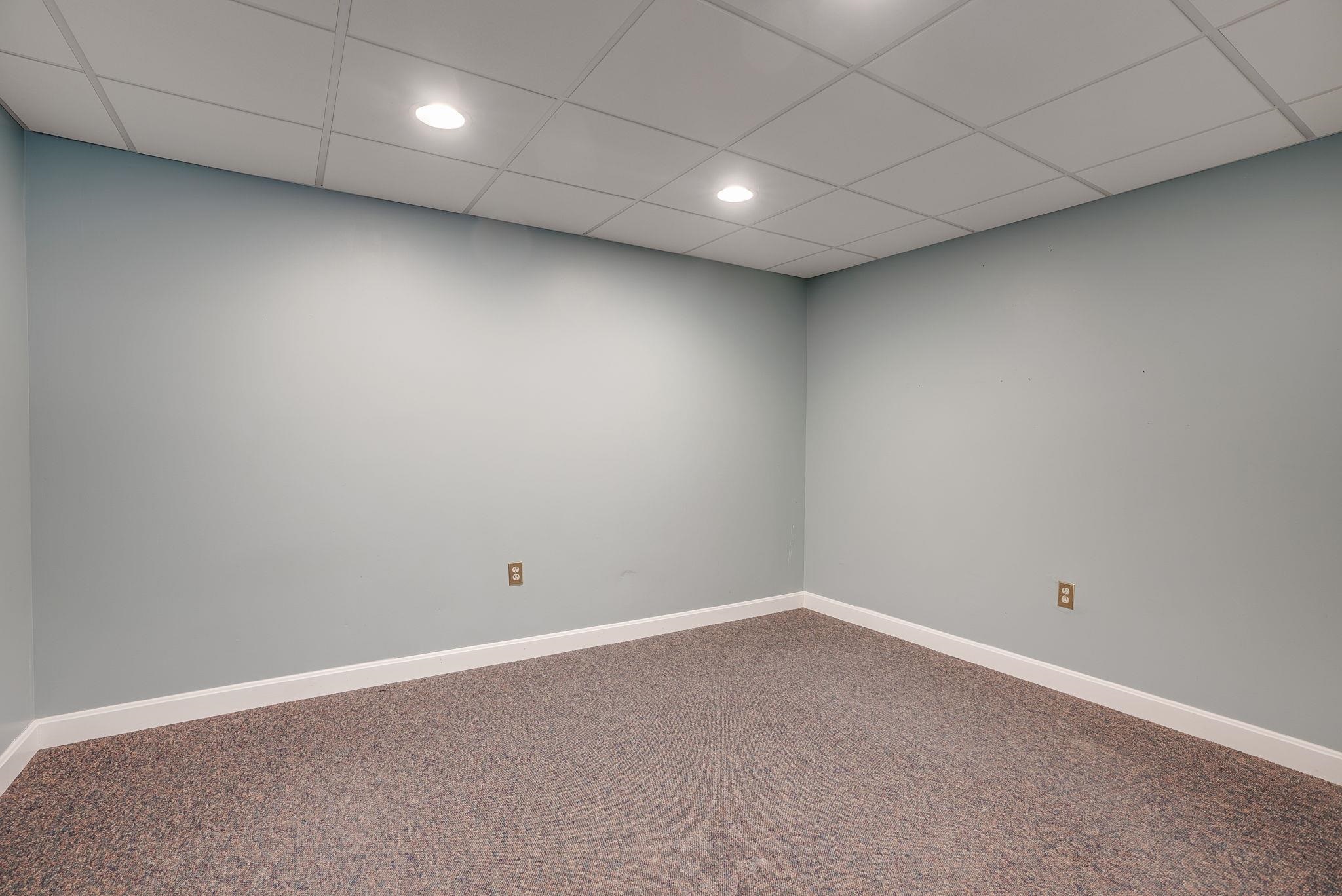 18 Brick Mill Road Bedford, NH 03110 - Photo 32 of 40 Gallery Image 32
