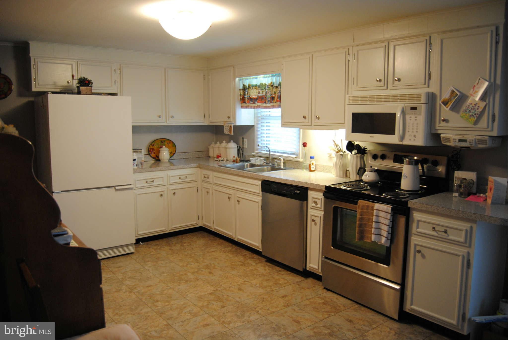 11616 Houck Road Union Bridge, MD 21791 - Photo 2 of 16 Kitchen