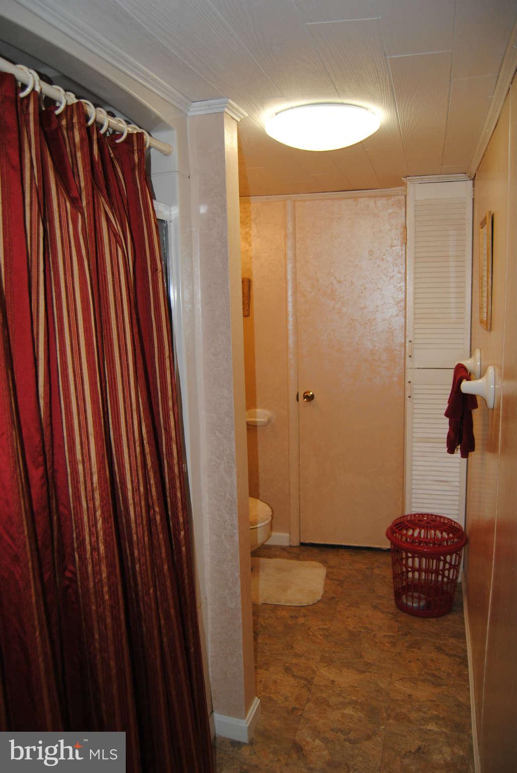 11616 Houck Road Union Bridge, MD 21791 - Photo 15 of 16 Bath