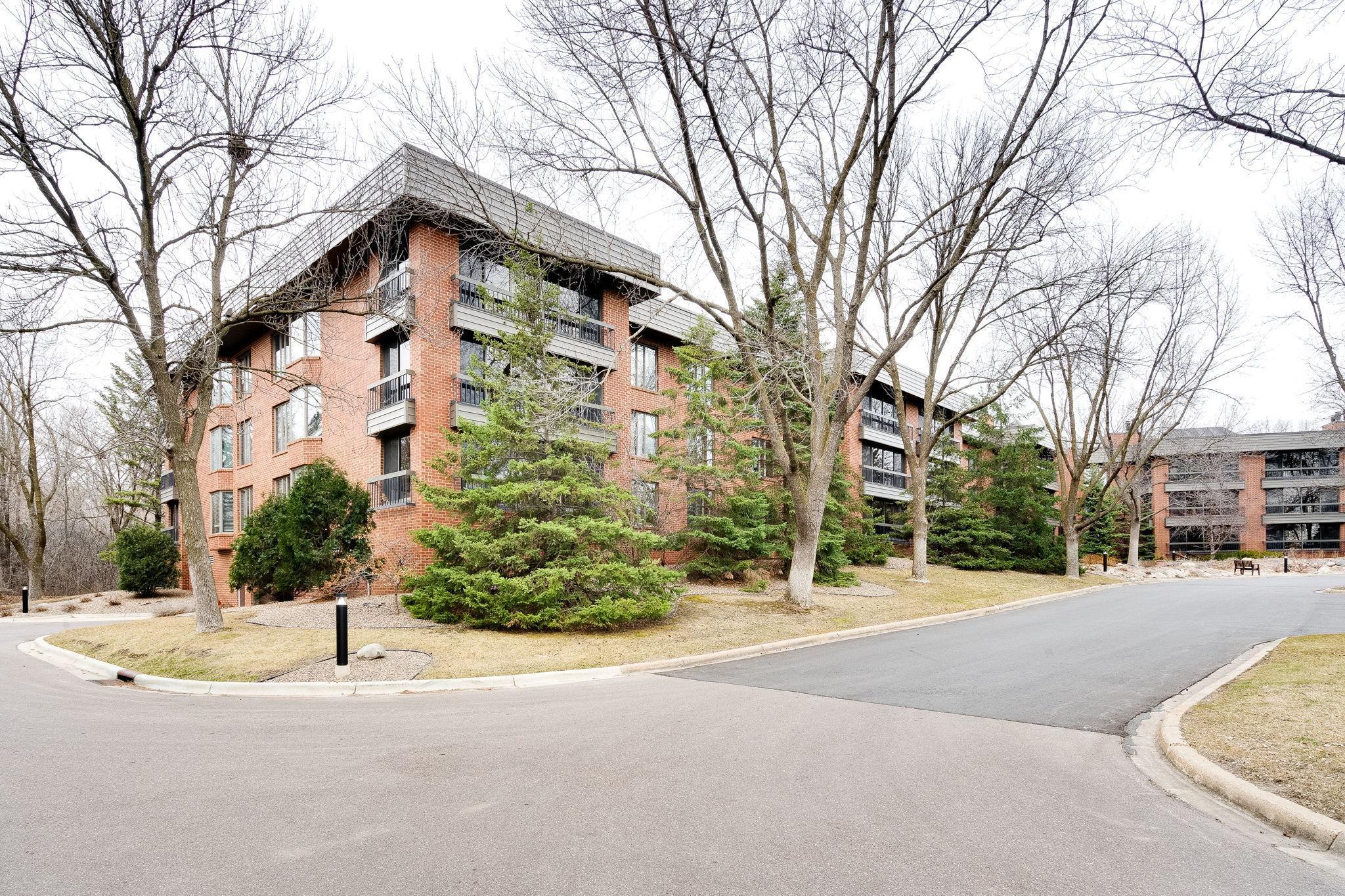 7250 Lewis Ridge Parkway, Unit 101 Edina, MN 55439 - Photo 25 of 25 Gallery Image 25
