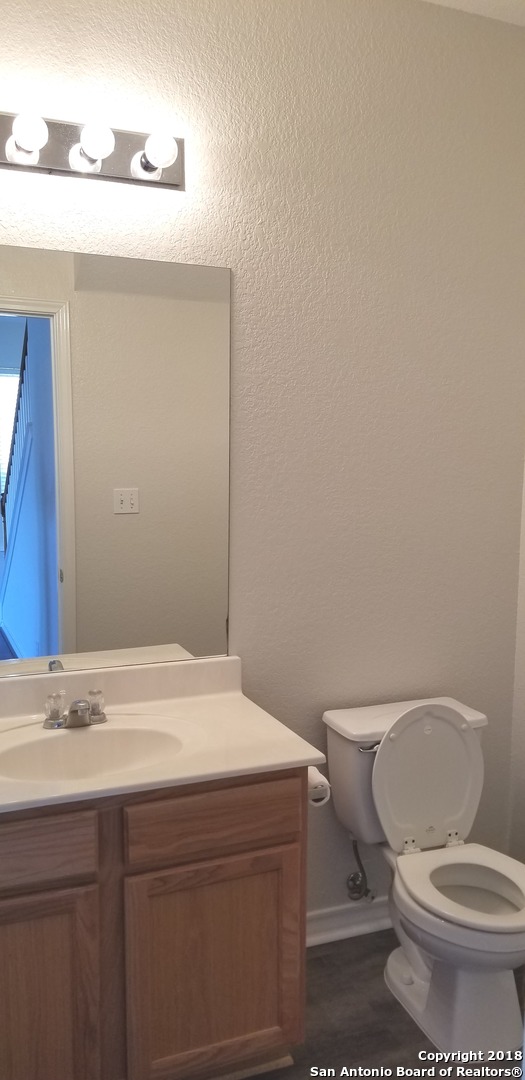 806 Thomas Ridge San Antonio, TX 78251 - Photo 12 of 24