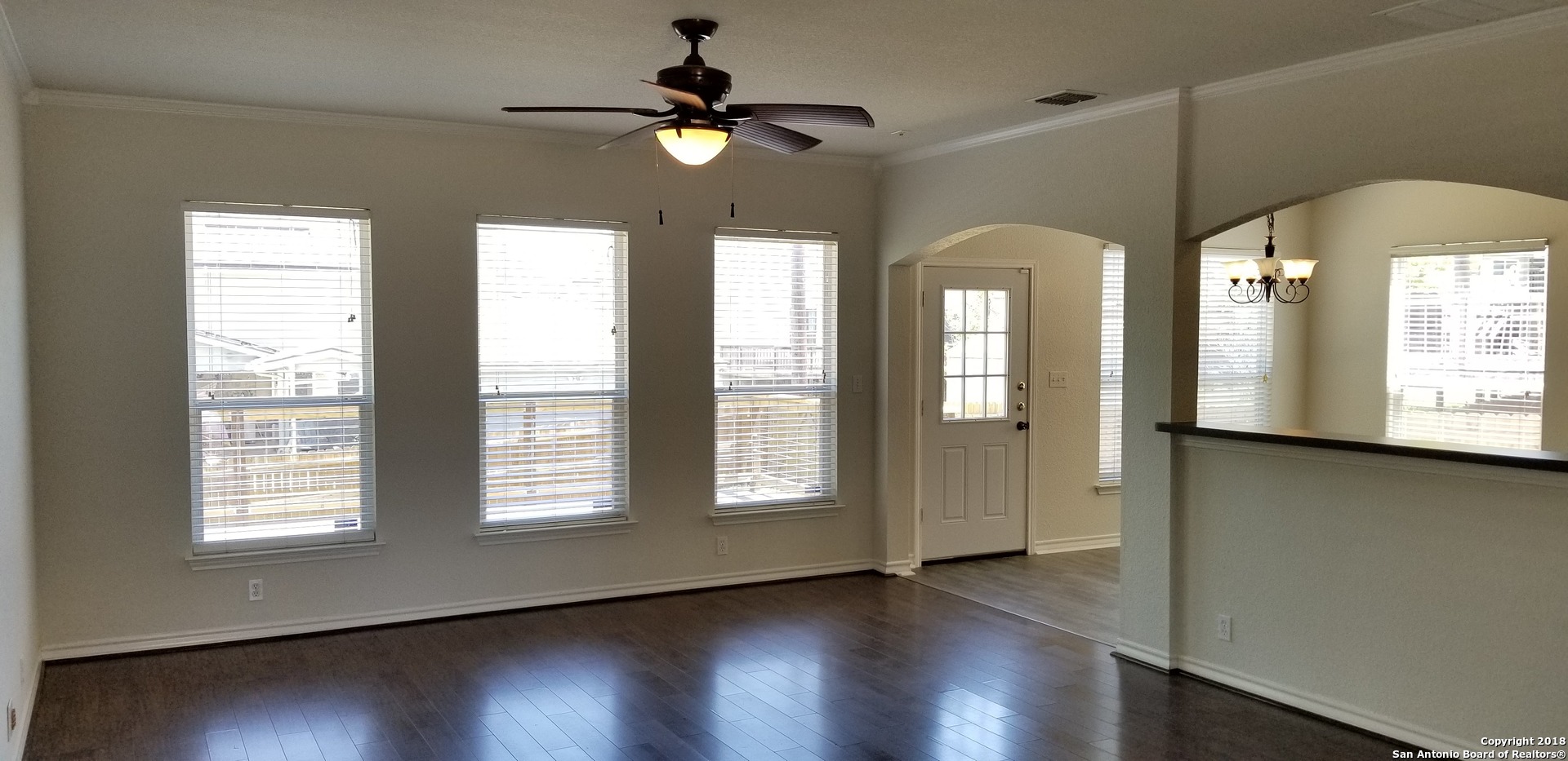806 Thomas Ridge San Antonio, TX 78251 - Photo 3 of 24